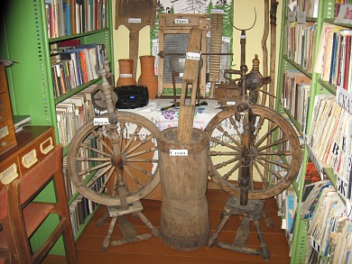 Уголок крестьянского быта в Нижнебайгорской сельской библиотеке