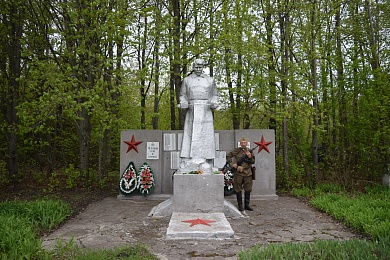 Памятник солдату в Перовке